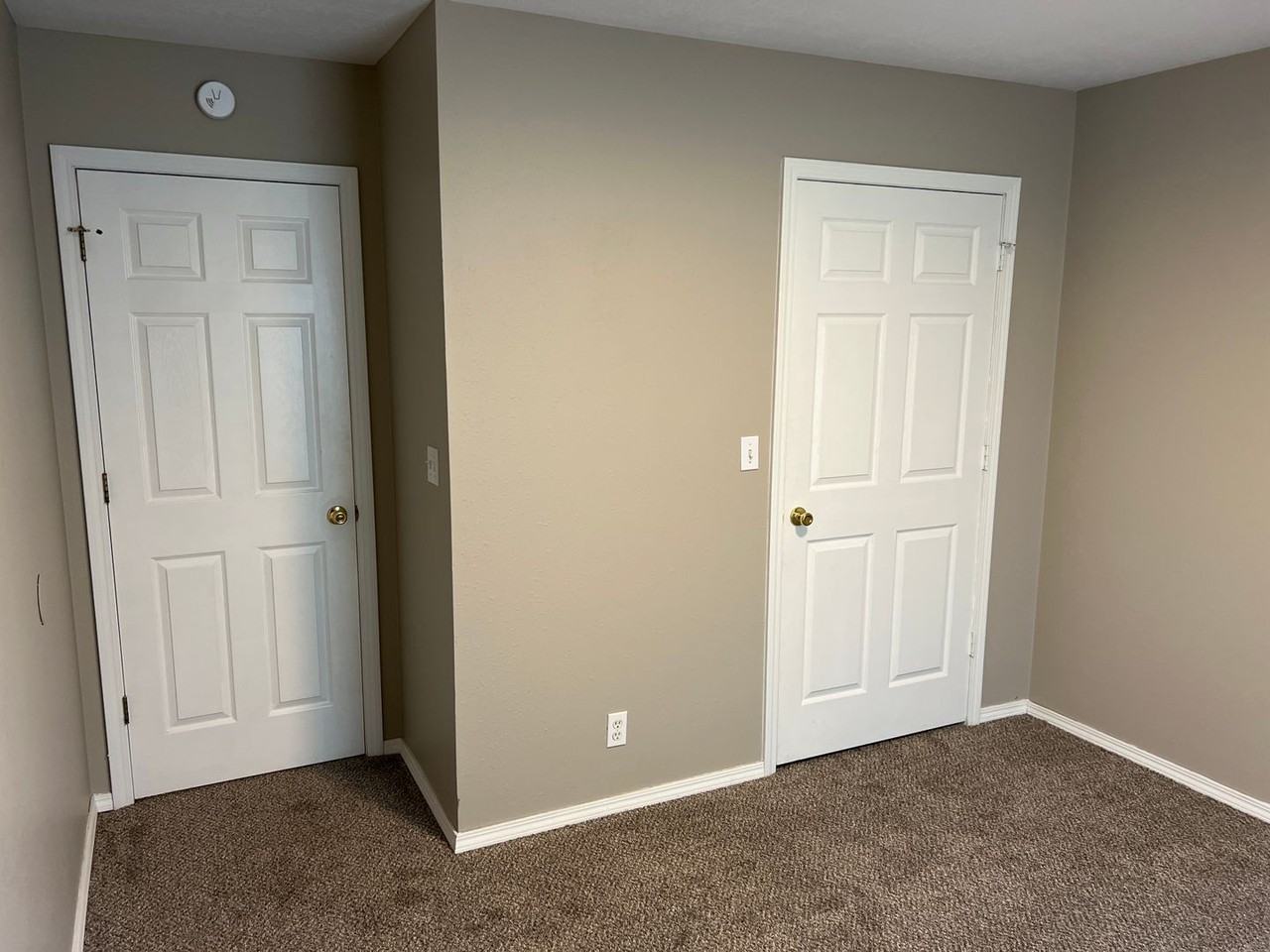 1752 S Fisk Ave - Photo 7 of 11