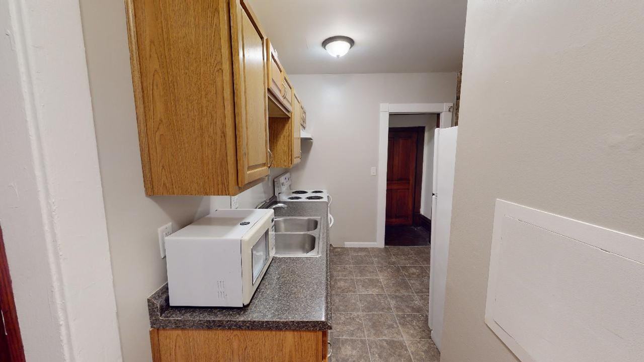 1500 Pennsylvania Ave - Photo 2 of 15