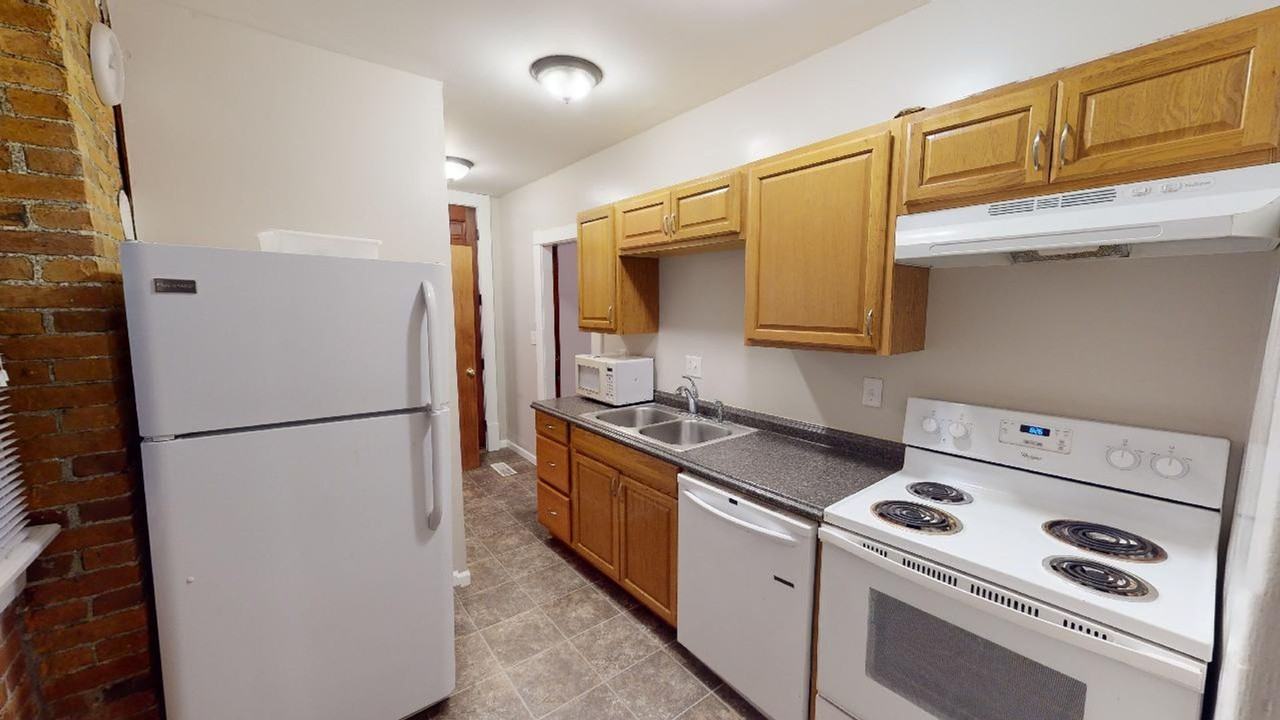 1500 Pennsylvania Ave - Photo 3 of 15