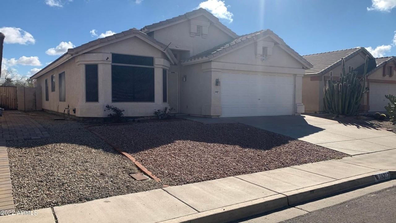 18207 N 5th Ave - Photo 2 of 22