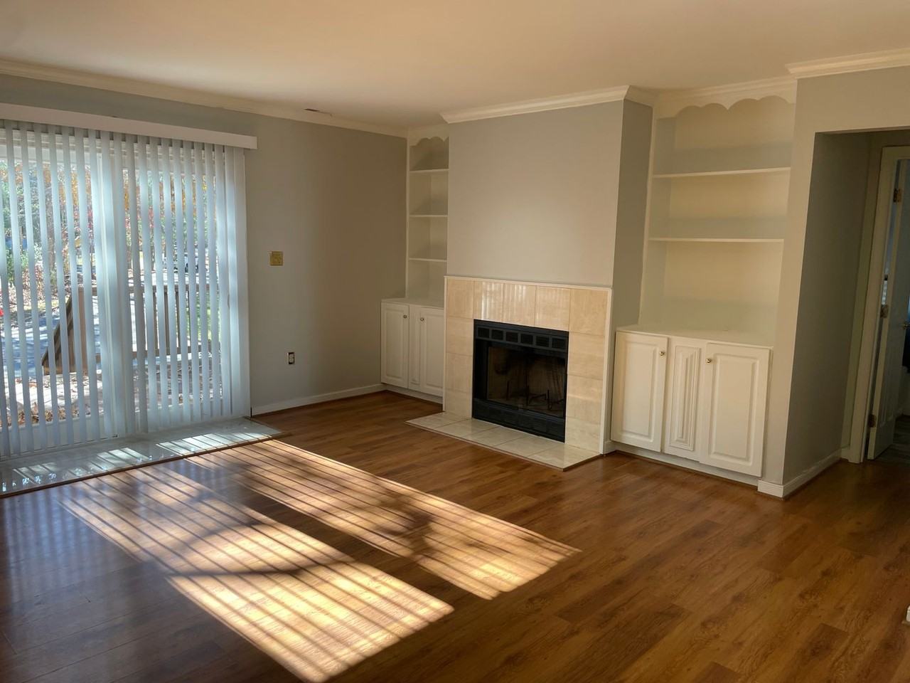 12309 Darien Cir - Photo 3 of 21