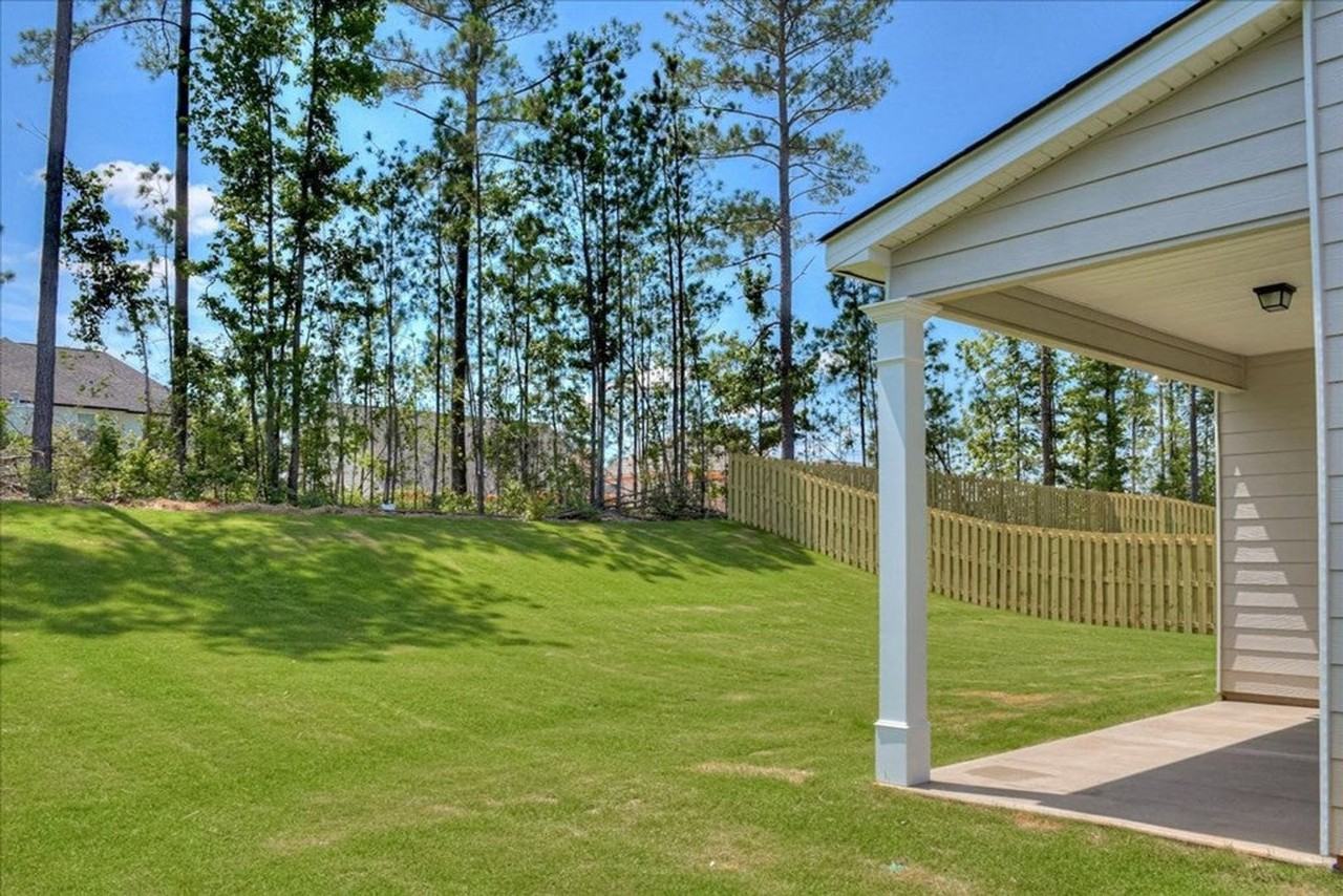 137 Myrtle Grove Trl - Photo 3 of 33