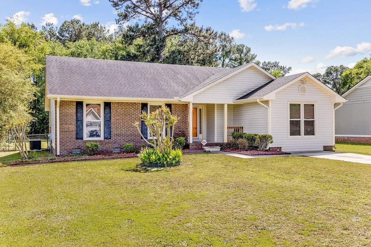 6837 Woodmark Dr - Photo 3 of 28