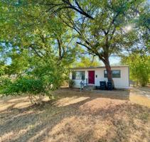 featured image of 1018 Shofner St