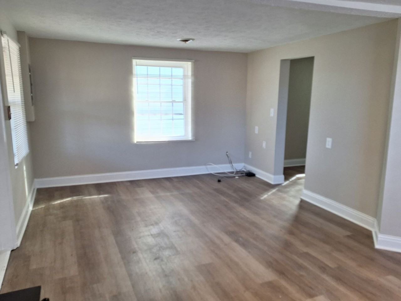 5909 Old Ave - Photo 3 of 12