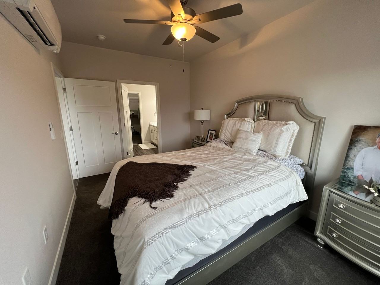 1501 N Windsor Ave #304 - Photo 7 of 18