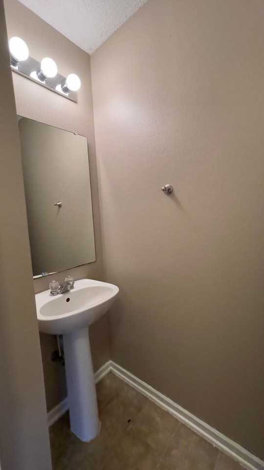 2684 Priest Dr - Photo 6 of 19