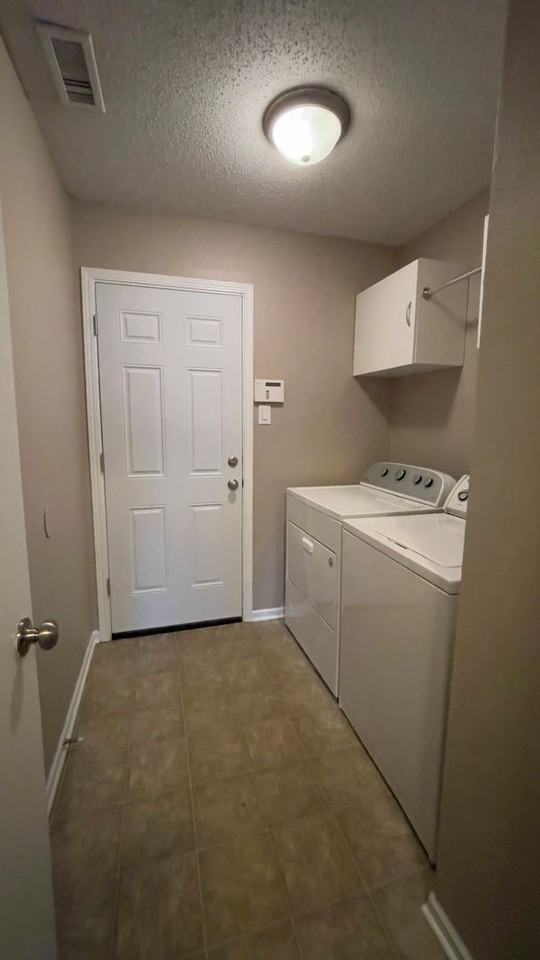 2684 Priest Dr - Photo 7 of 19