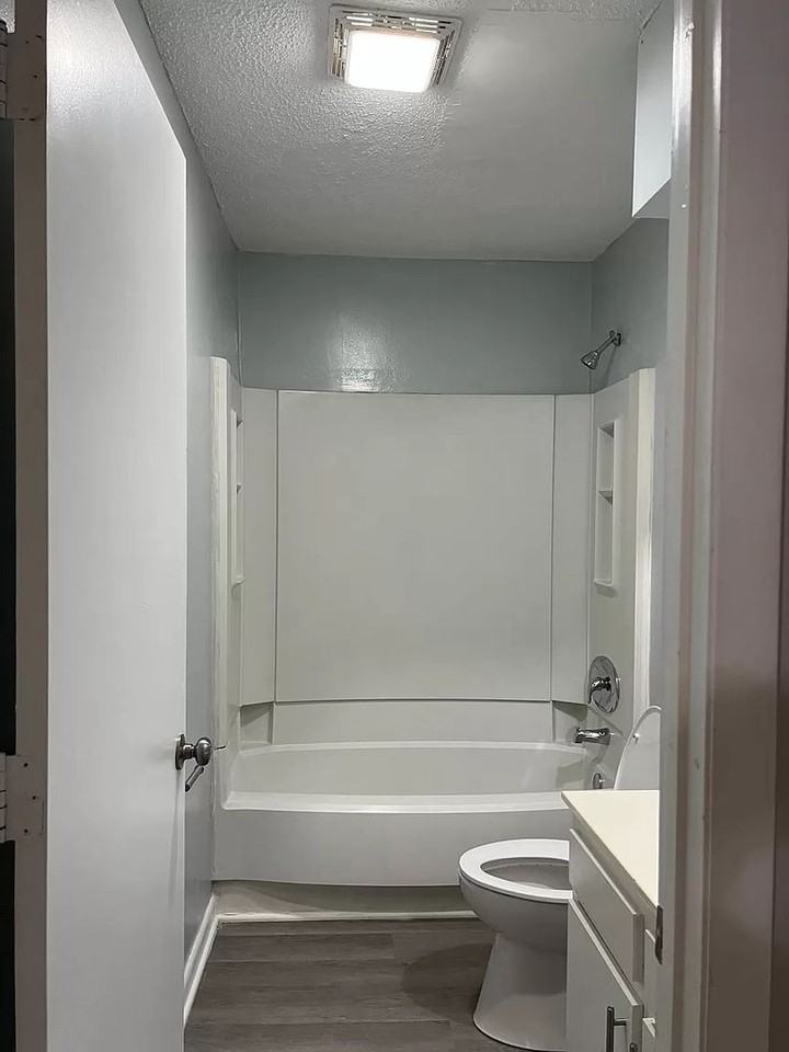 4408 Sharon Chase Dr - Photo 2 of 13