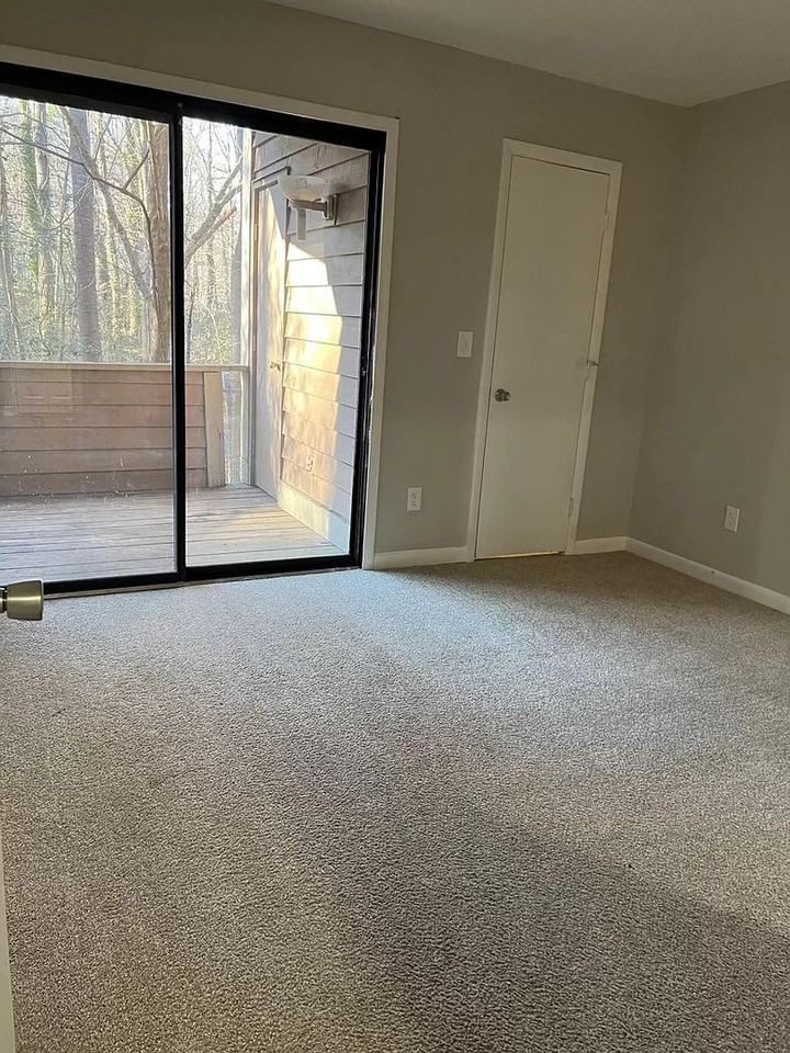 4408 Sharon Chase Dr - Photo 7 of 13