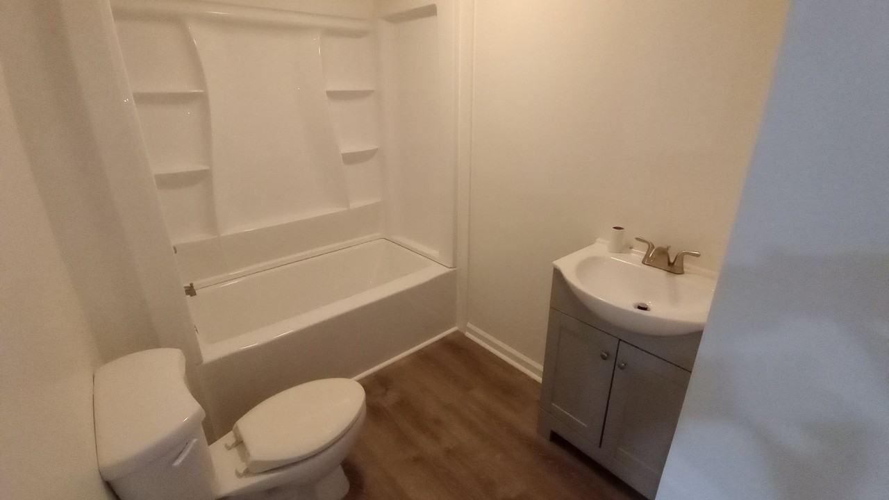 2614 25th Ave - Photo 3 of 10