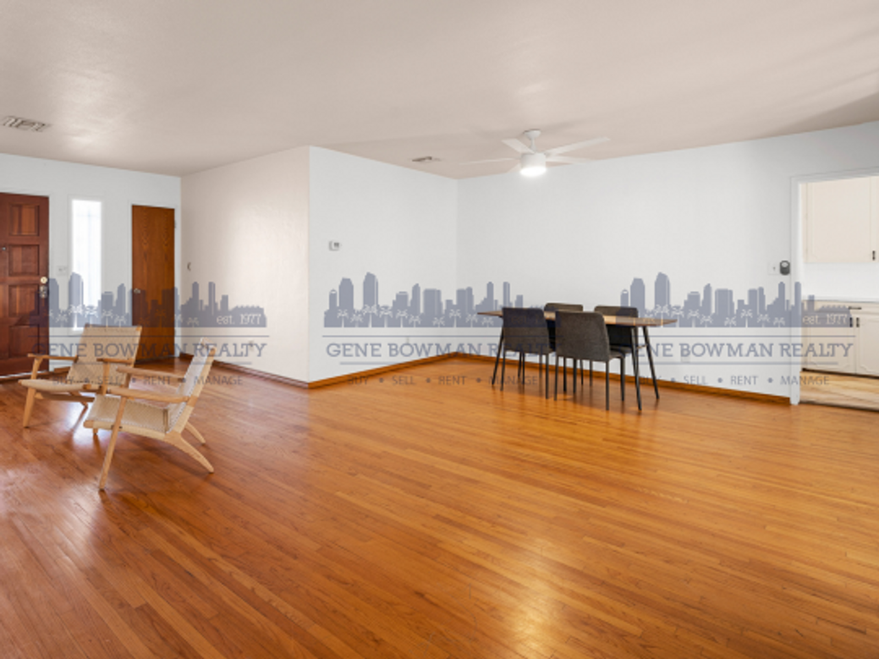 Pembroke - Photo 2 of 29