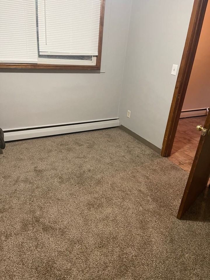 654 Stryker Ave - Photo 7 of 8