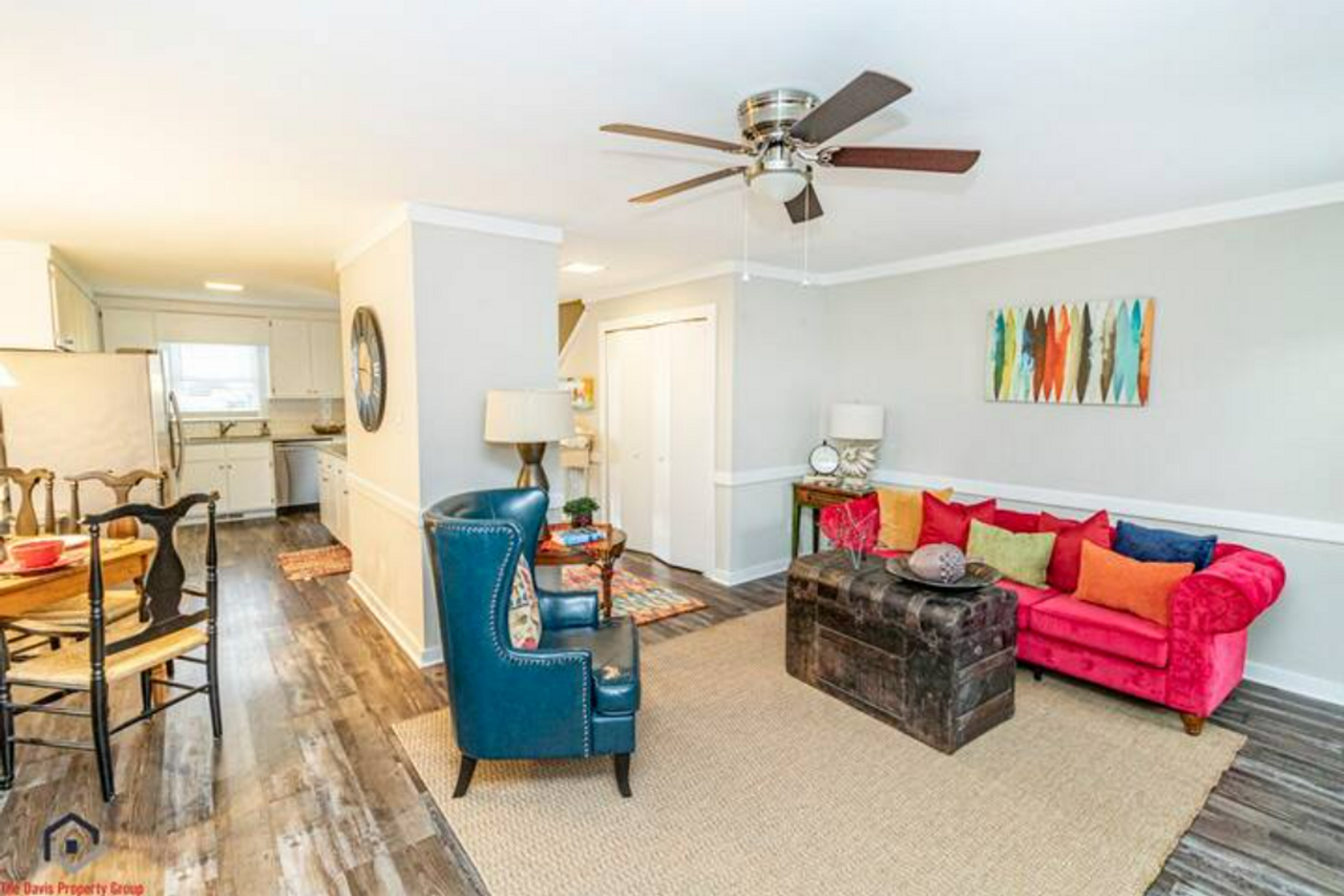 121 Willow Oaks Ct - Photo 3 of 9