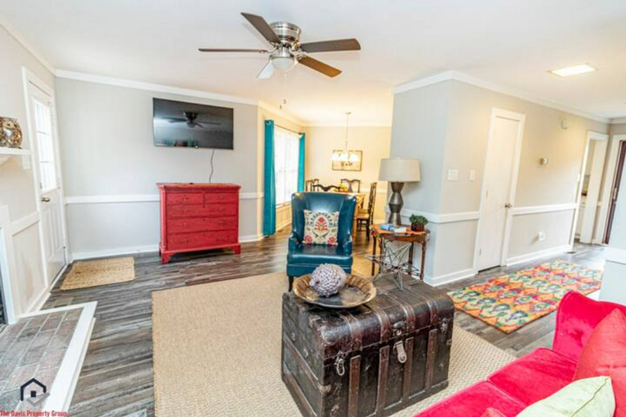 121 Willow Oaks Ct - Photo 4 of 9