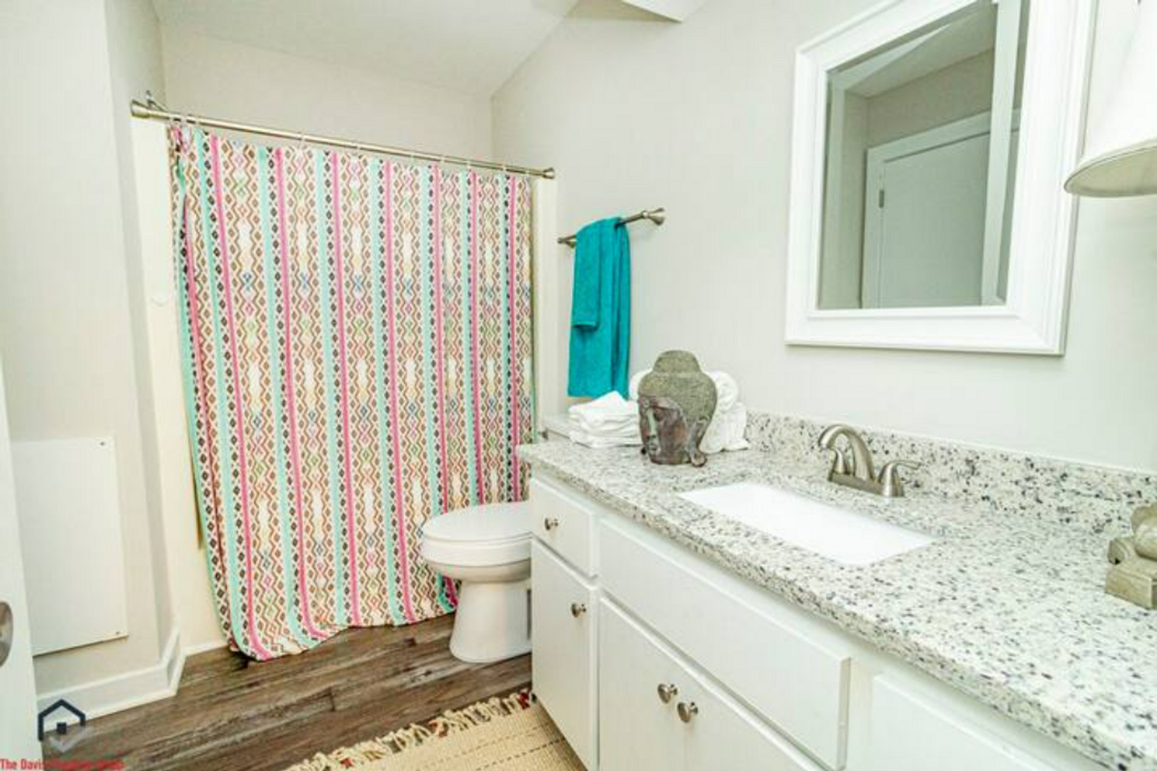 121 Willow Oaks Ct - Photo 7 of 9