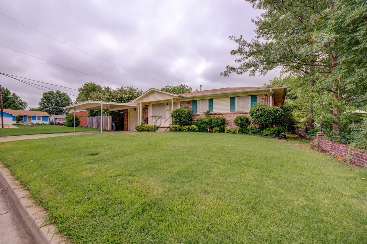 509 S 103rd East Ave - Photo 2 of 23