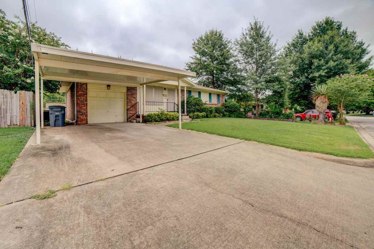 509 S 103rd East Ave - Photo 3 of 23