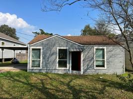 featured image of 2628 4th Ave