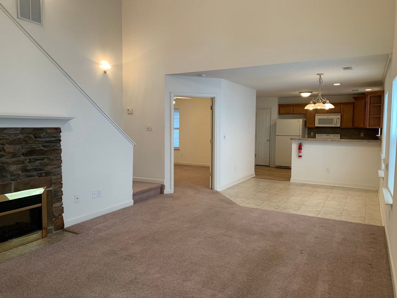 177 Clusters Cir - Photo 2 of 24