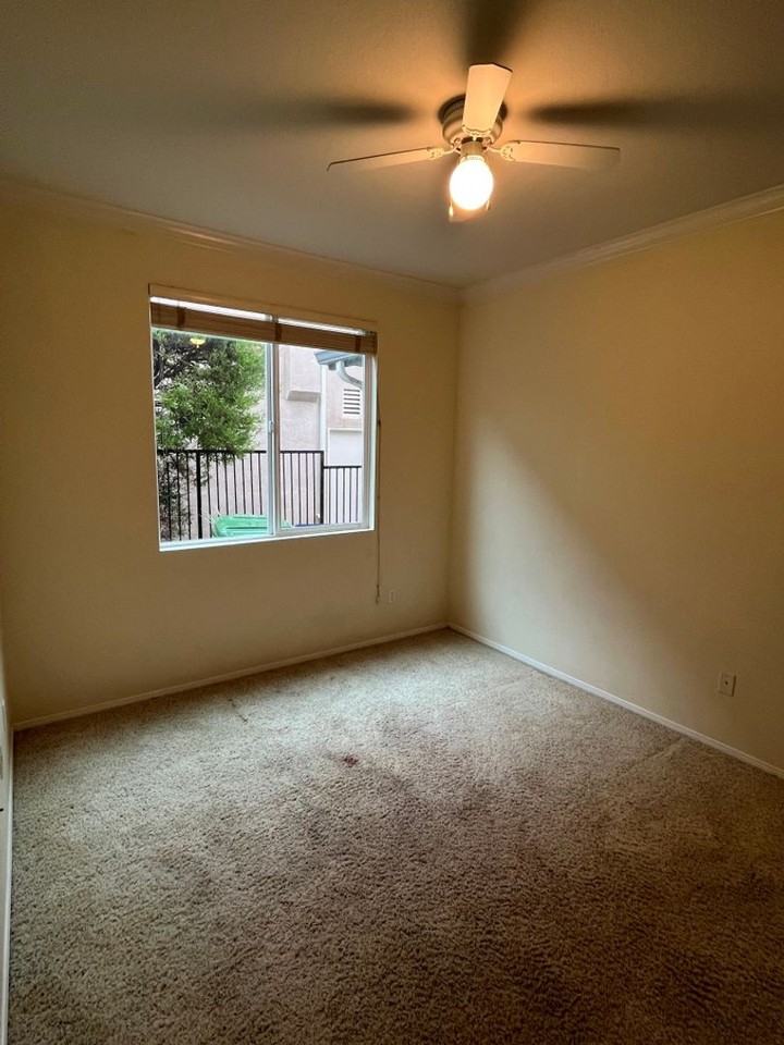 11205 Salerno Way - Photo 3 of 33