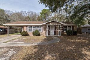 featured image of 1258 1258 Charmaine Circle N