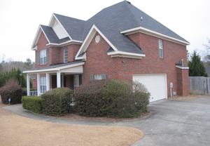 600 Surrey Ln - Photo 1 of 1