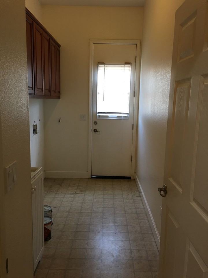 1411 Snowy Egret St - Photo 5 of 16