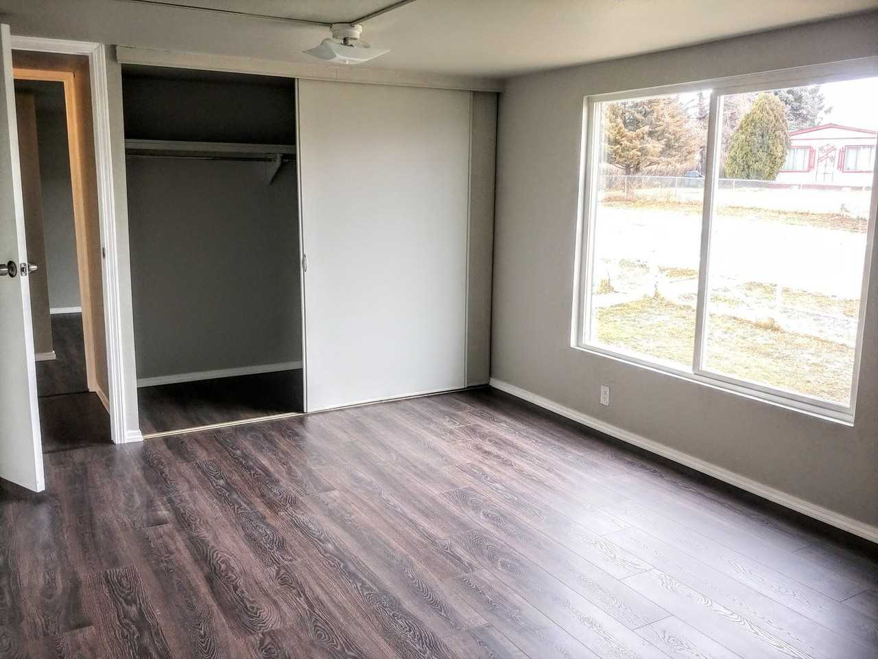 15892 Sunbeam St - Photo 7 of 15