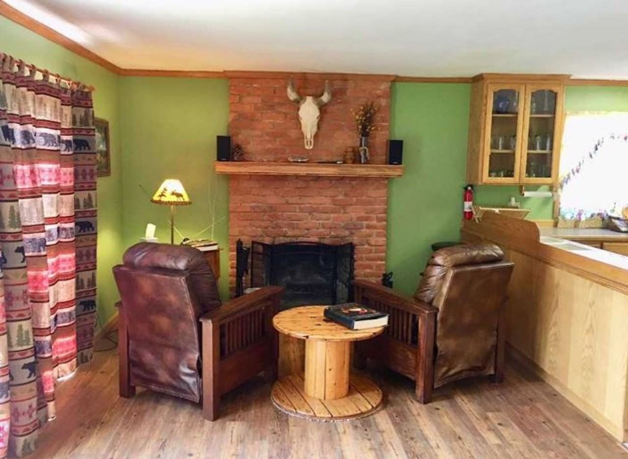 2214 Venice Dr - Photo 2 of 13