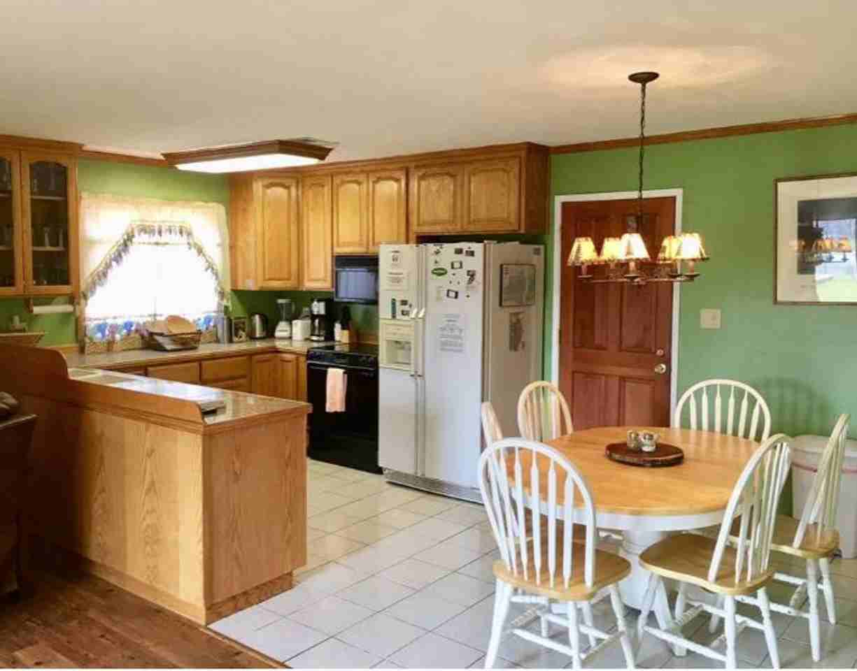 2214 Venice Dr - Photo 4 of 13