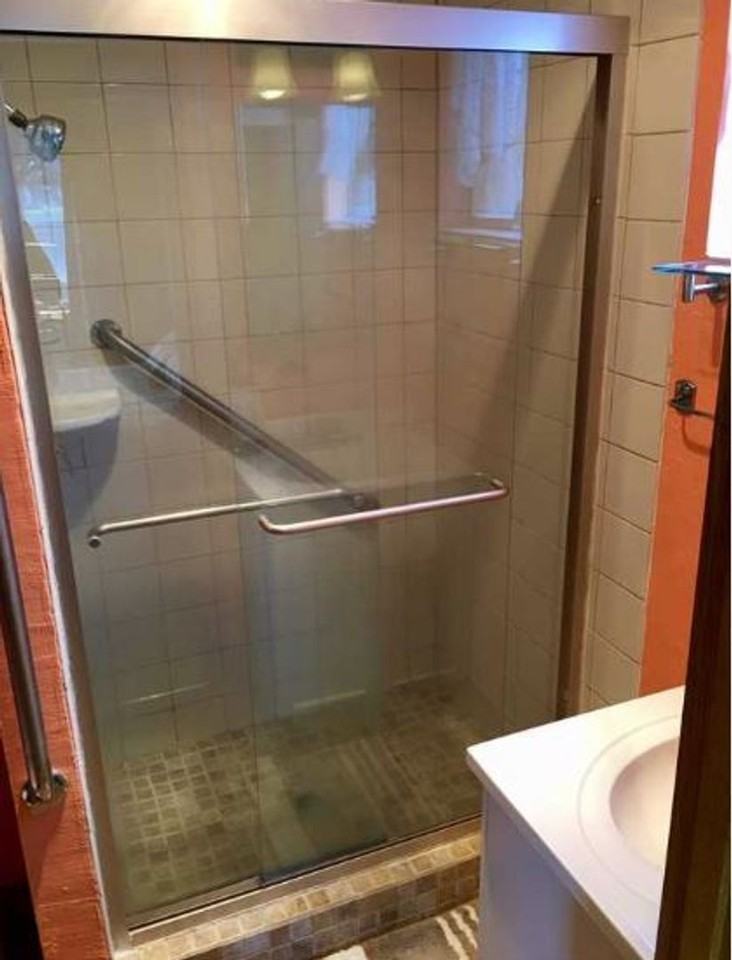 2214 Venice Dr - Photo 5 of 13