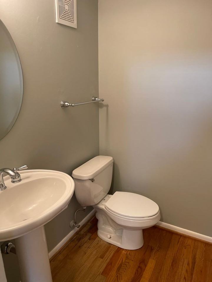 213 Summit Ridge Dr - Photo 4 of 12
