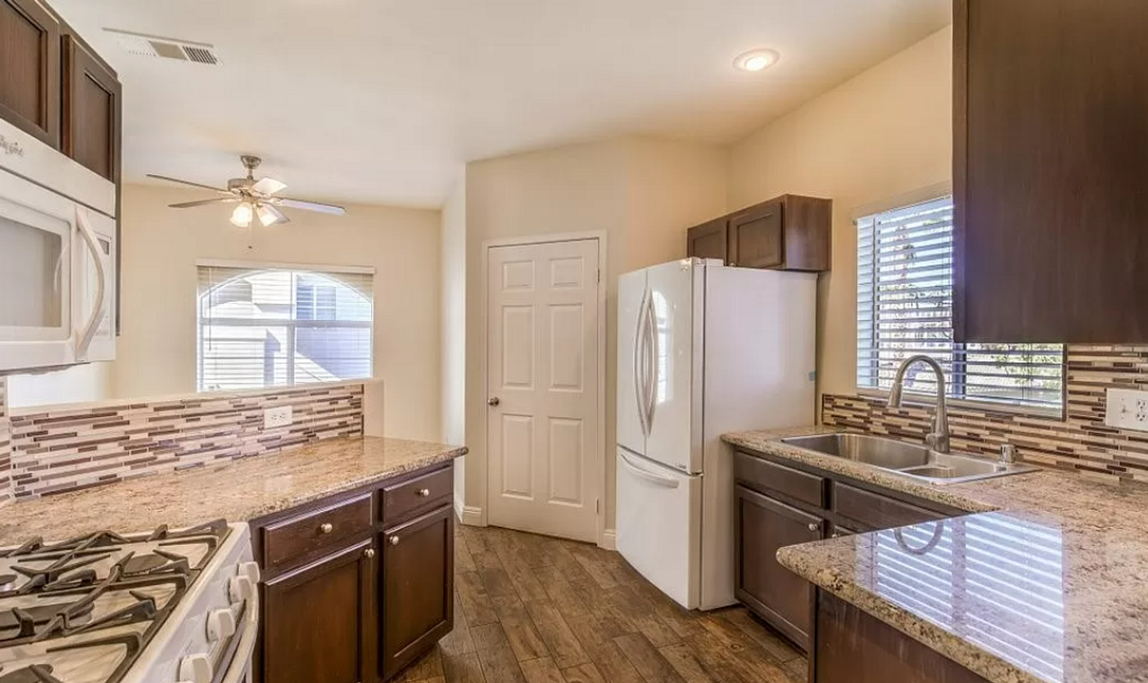 10117 Jacob Pl #202 - Photo 3 of 24