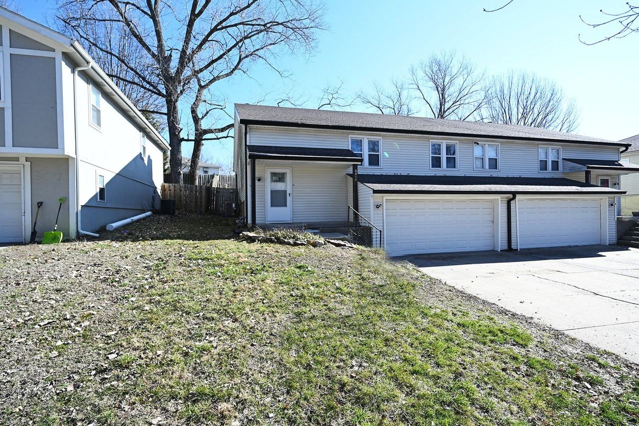 6811 N Fisk Ave - Photo 2 of 21