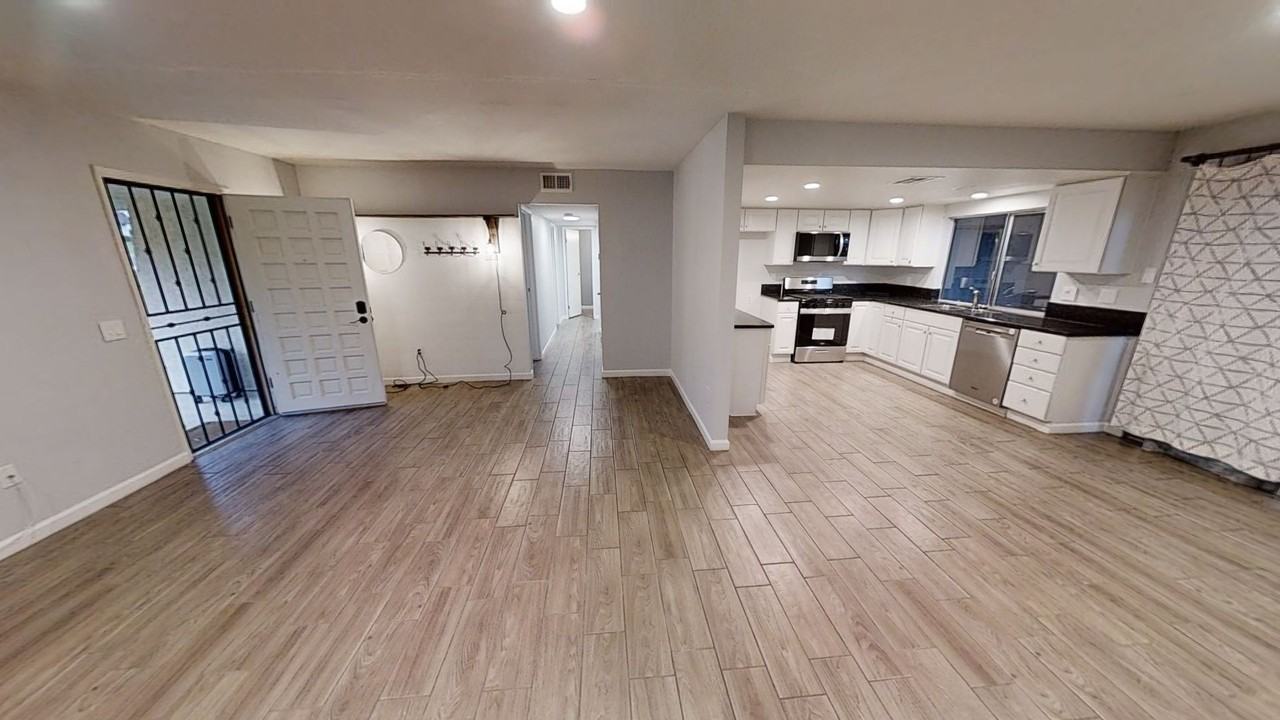 1091 Ardmore Cir - Photo 5 of 24