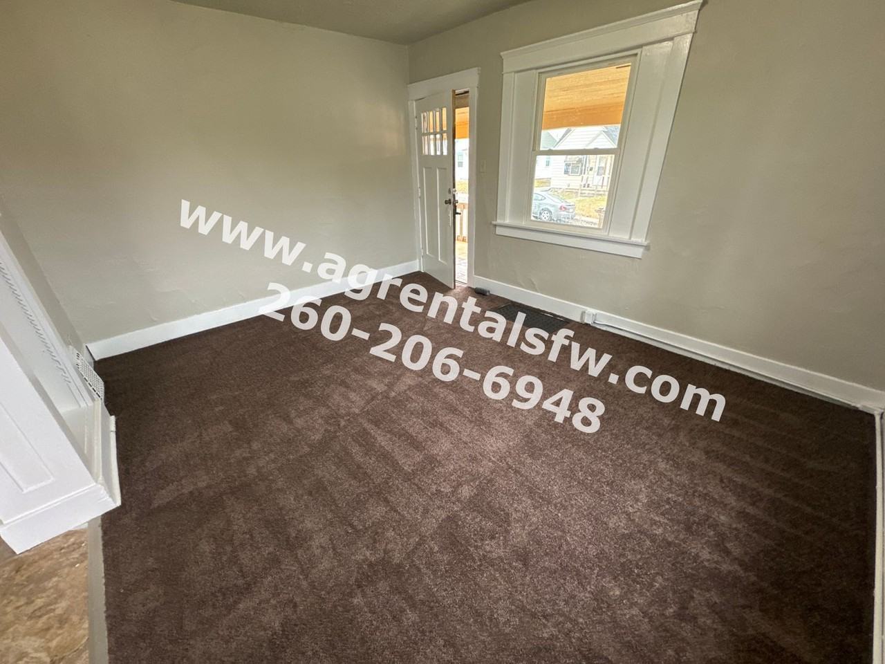 2024 Shadybrook Dr - Photo 3 of 19
