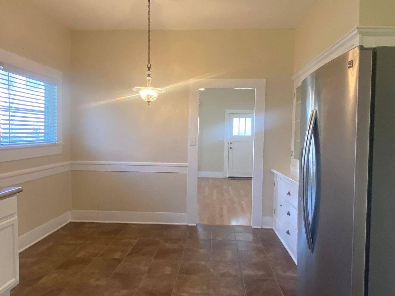 738 N Wall St - Photo 6 of 19