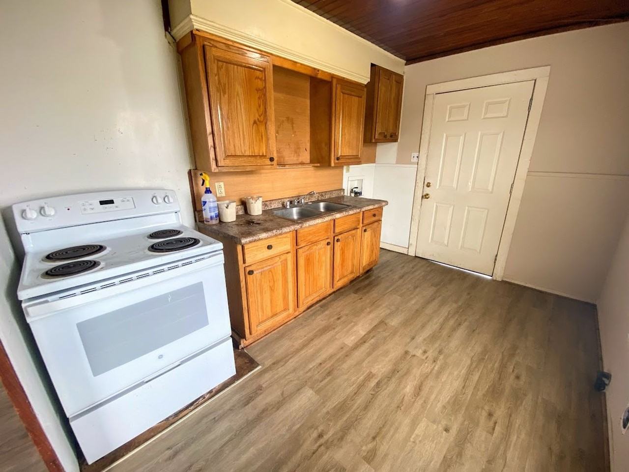 2709 Cline St - Photo 6 of 14