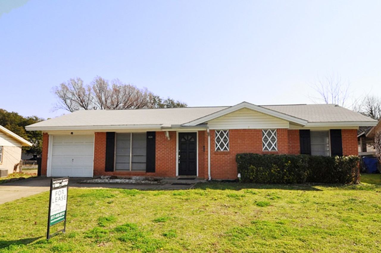 614 Stonewall Dr - Photo 2 of 16