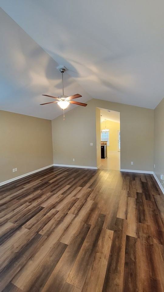 226 Chambers St - Photo 3 of 22