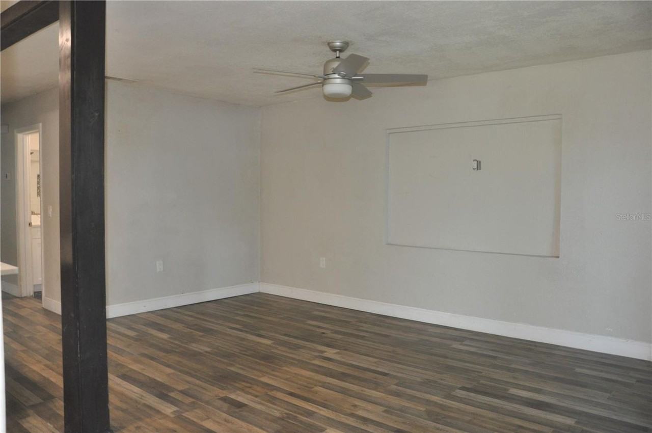 411 E Adalee St - Photo 5 of 8