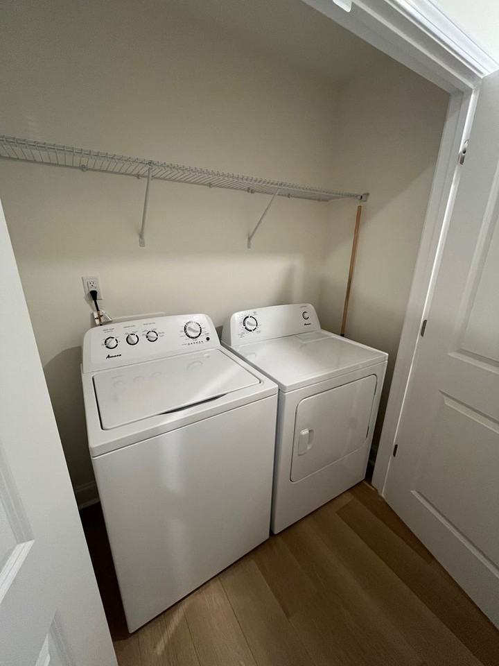 1047 S Point Rd - Photo 6 of 32