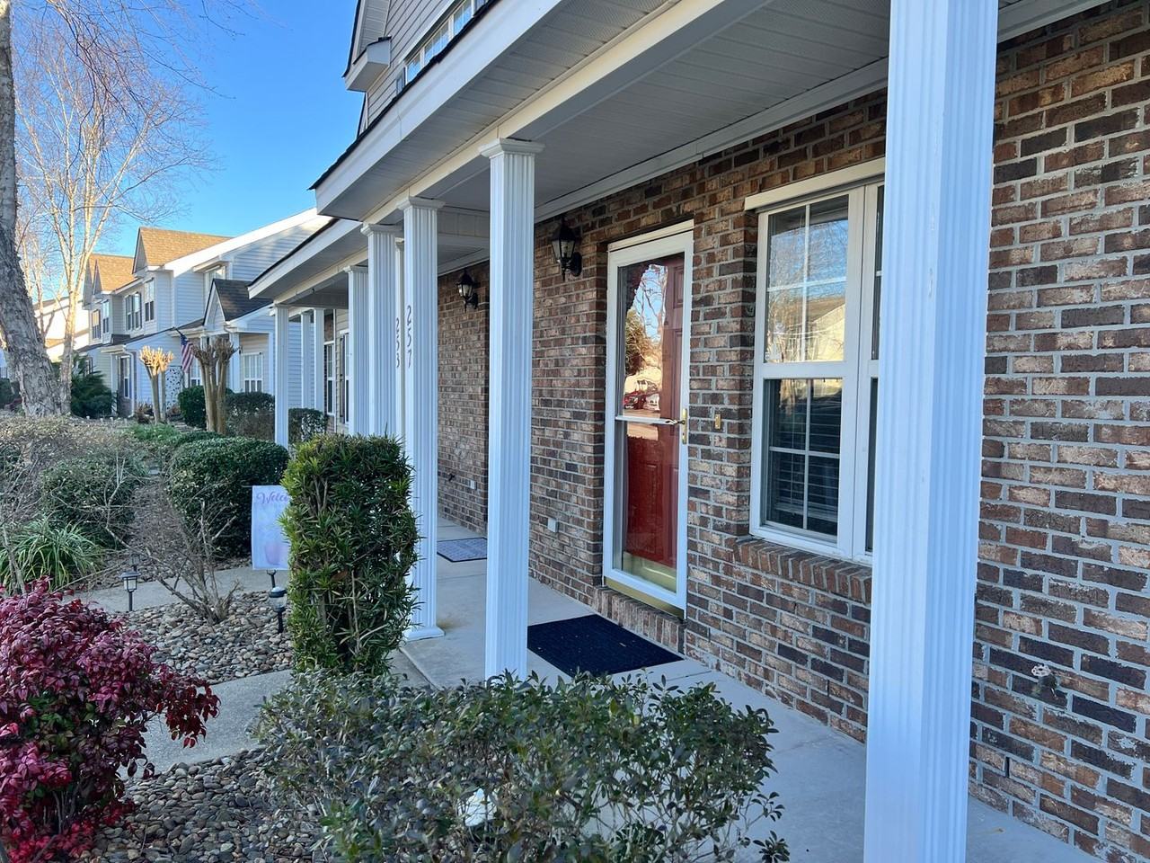 257 Seabert Rd - Photo 2 of 21