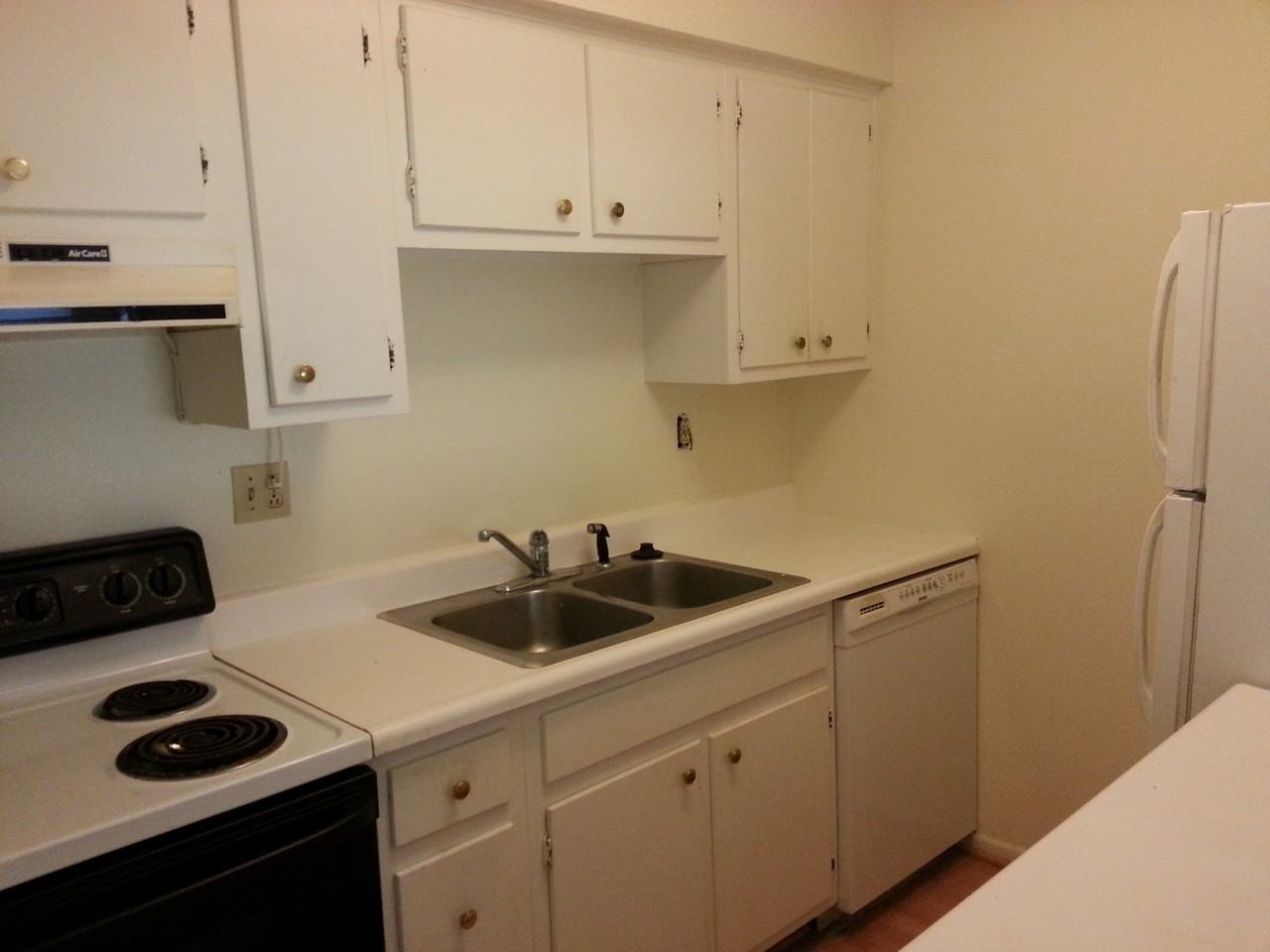 1706 21st Avenue Pl - Photo 3 of 9