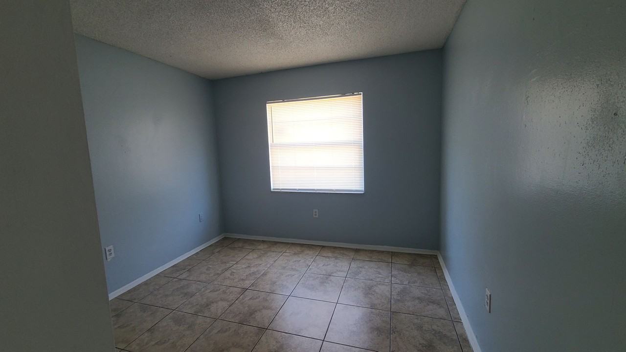 2523 N Alafaya Trl #43 - Photo 5 of 8