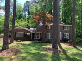 200 Rollingwood Dr - Photo 1 of 1