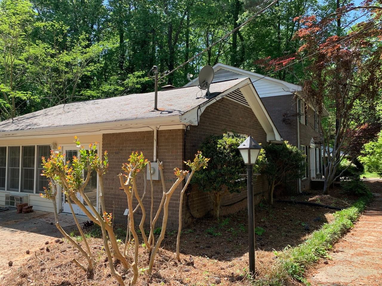 200 Rollingwood Dr - Photo 2 of 46