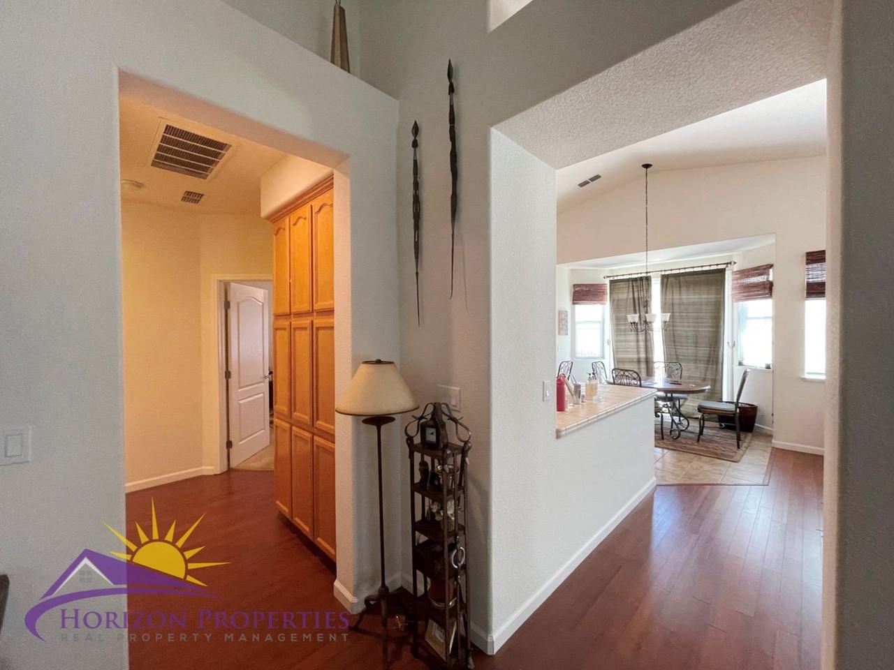 364 Lone Spur Dr - Photo 6 of 27