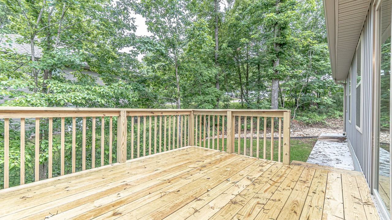 2 Oxenholme Ln - Photo 2 of 21